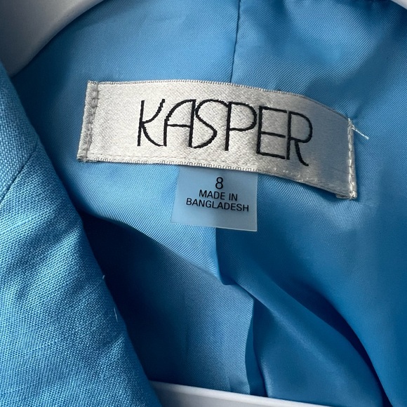 Blazer - Picture 3 of 4